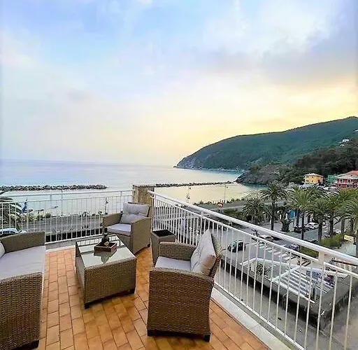 Attico Tra Cielo E Mare